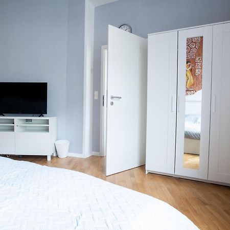 Ferienwohnung Alt-Berliner Eckkneipe - "Feuchte Ecke" Exterior foto