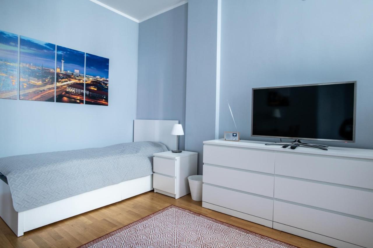 Ferienwohnung Alt-Berliner Eckkneipe - "Feuchte Ecke" Exterior foto