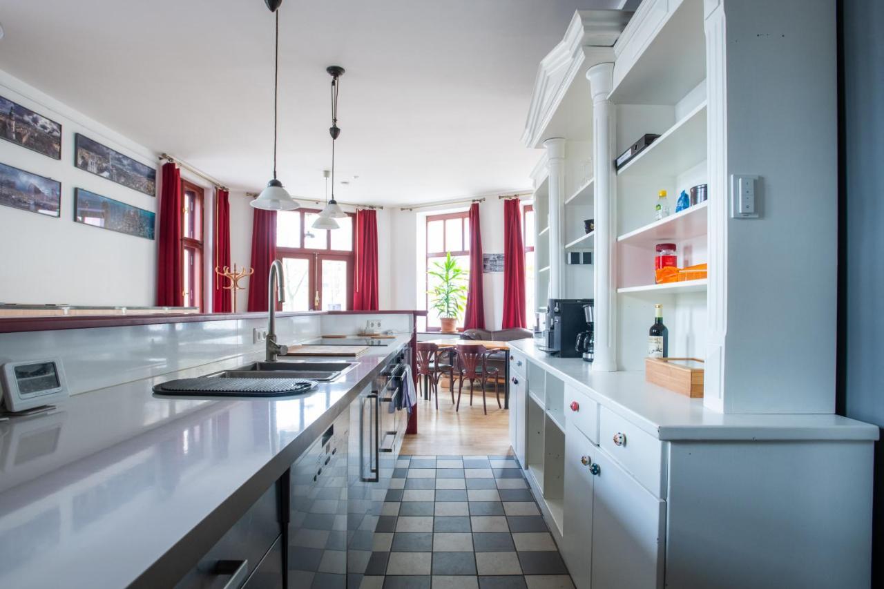 Ferienwohnung Alt-Berliner Eckkneipe - "Feuchte Ecke" Exterior foto
