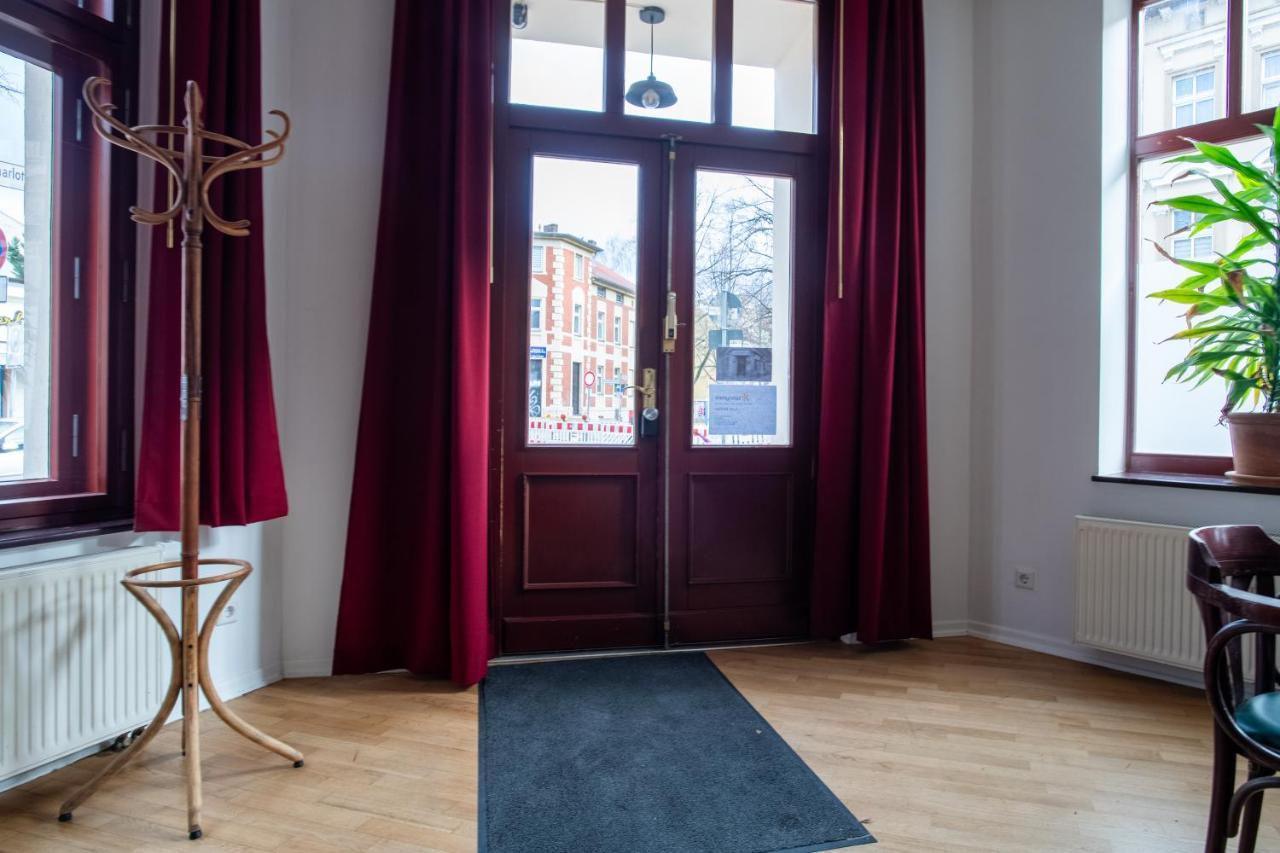 Ferienwohnung Alt-Berliner Eckkneipe - "Feuchte Ecke" Exterior foto