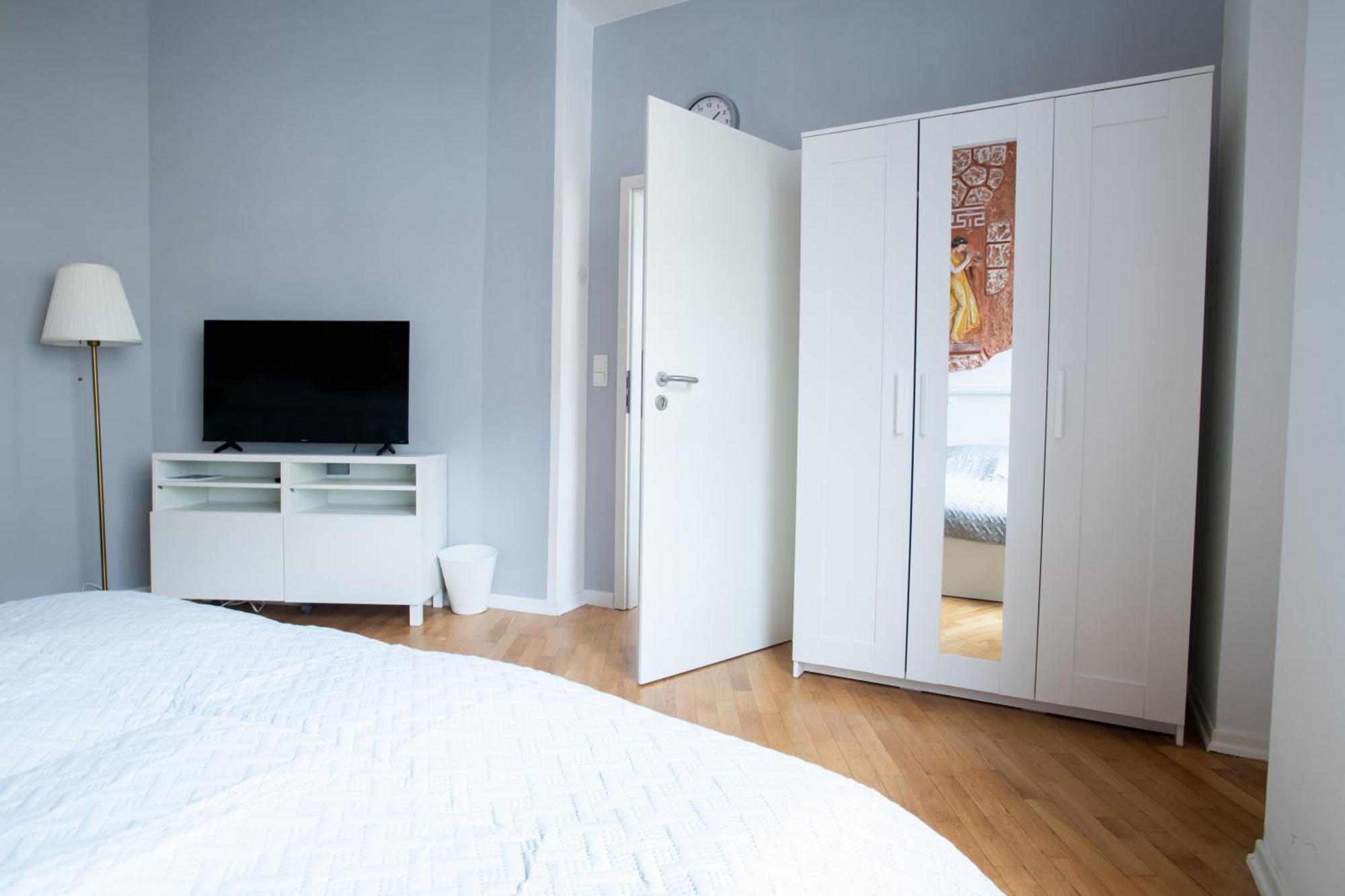 Ferienwohnung Alt-Berliner Eckkneipe - "Feuchte Ecke" Exterior foto